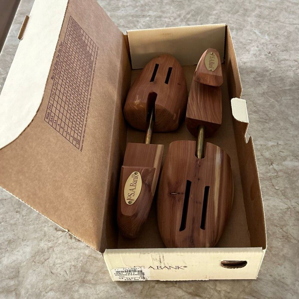 JOS A BANK Cedar Shoe Stretchers